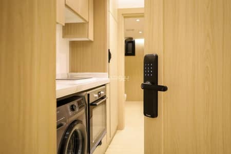 استوديوهات مثوى التنفيذية الفاخرة للإيجار الشهري | حي العليا | موقع استراتيجي وخدمات فندقية متكاملة – 87819061