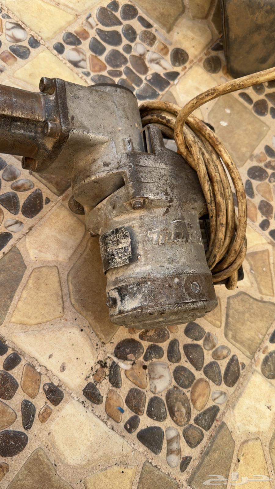 دريل هيلتي نوعهه ماكيتا 800 واط. نوعه ماكيتا HM1201.