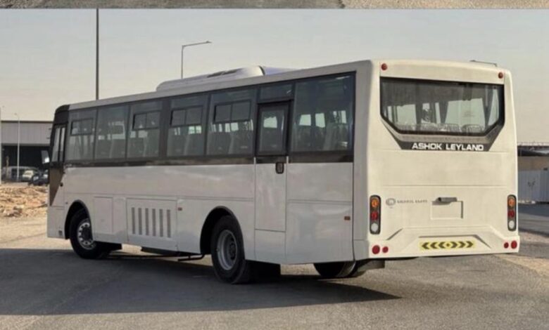 باص اشوك ليلاند 65 راكب موديل2026ضمان 5 سنوات او 400 الف كم