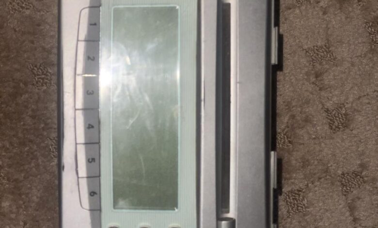 شاشة برادو موديل 2013 وتايوتا كامري موديل 2007 إلى 2012