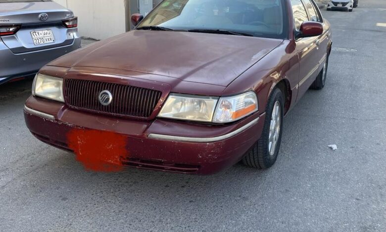 فورد مركيز امريكي فل كامل 2003