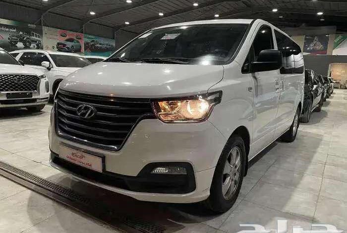 ستاركس H1 ديزل 2020 بطاقة جمركية 12 مقعد استيراد كوريا