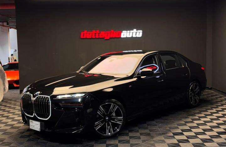 BMW 735i M Sport   موديل 2023   وارد الناغي
