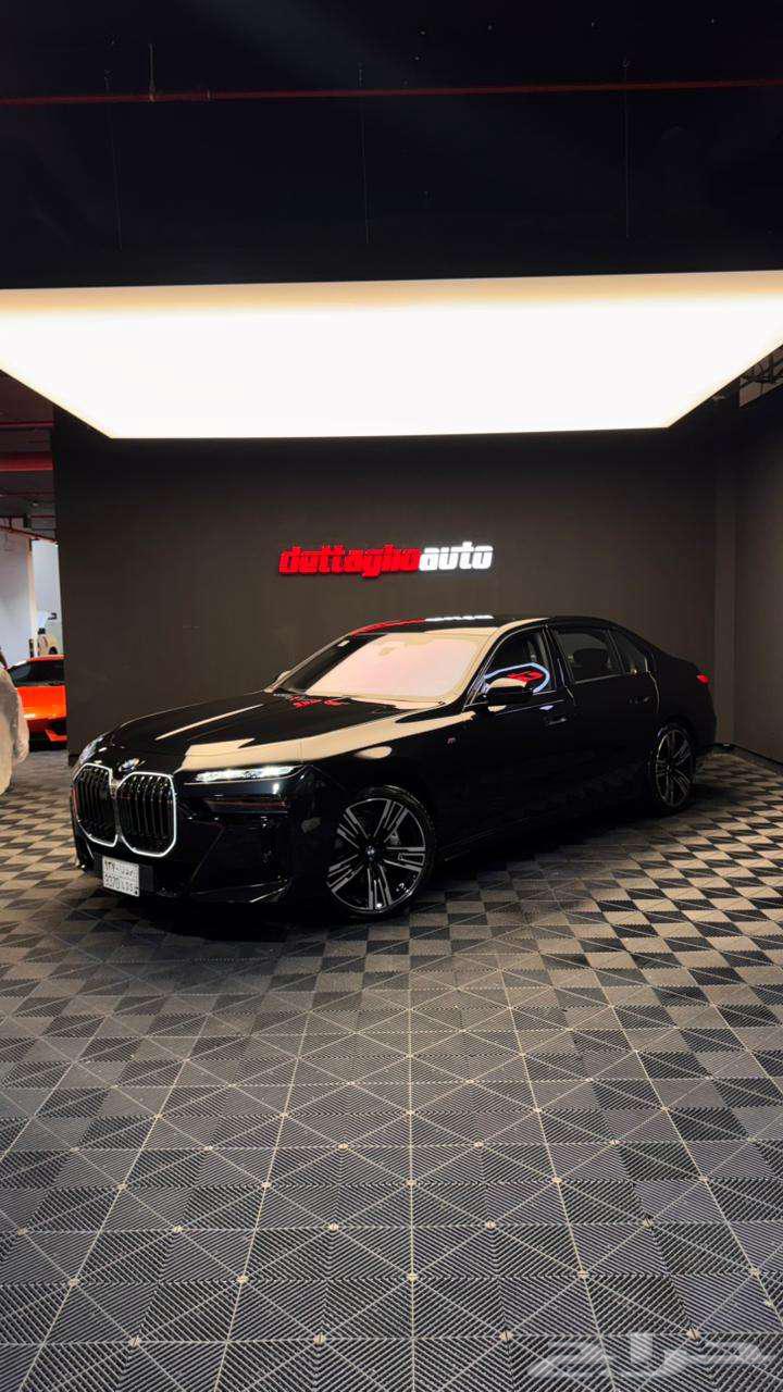 BMW 735i M Sport   موديل 2023   وارد الناغي