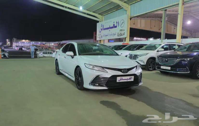 تويوتا كامري موديل 2023 فل كامل ( جراندي )