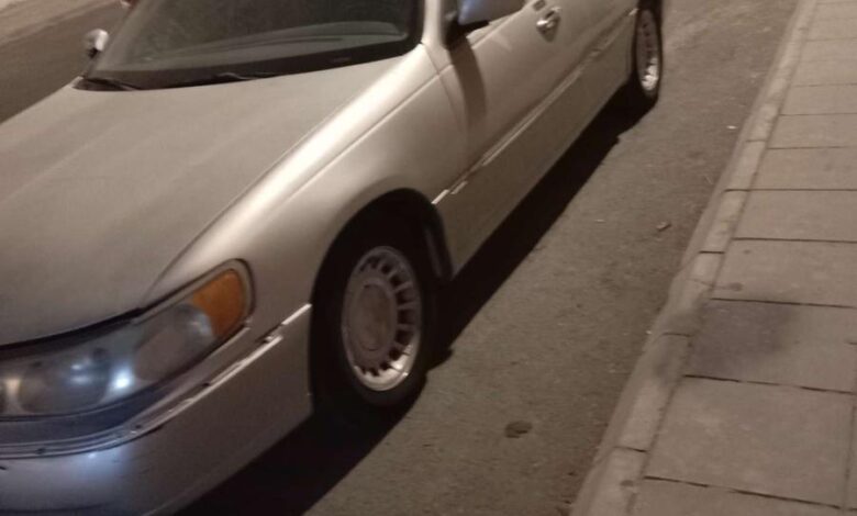 لينكون 2000 للبيع