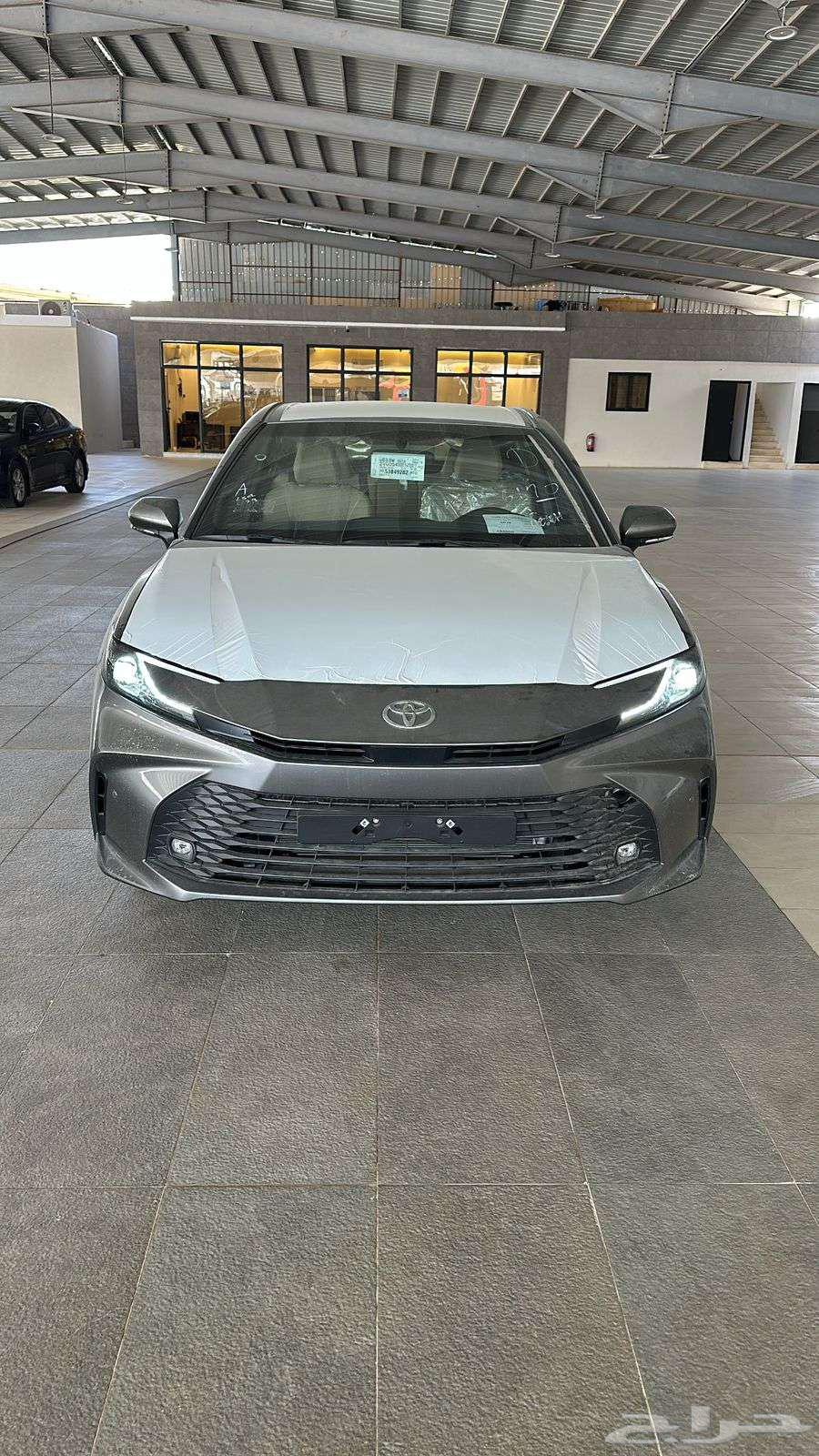 تزيزتا كامري ستاندر بنزين 2025 اقل سعر لدي مكارم التميز