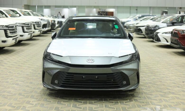 تويوتا كامري E بلس تيتانيوم هايبرد 2025 اقل سعر كاش واقساط تويوتا كامري E بلس تيتانيوم هايبرد 2025 اقل سعر كاش واقساط