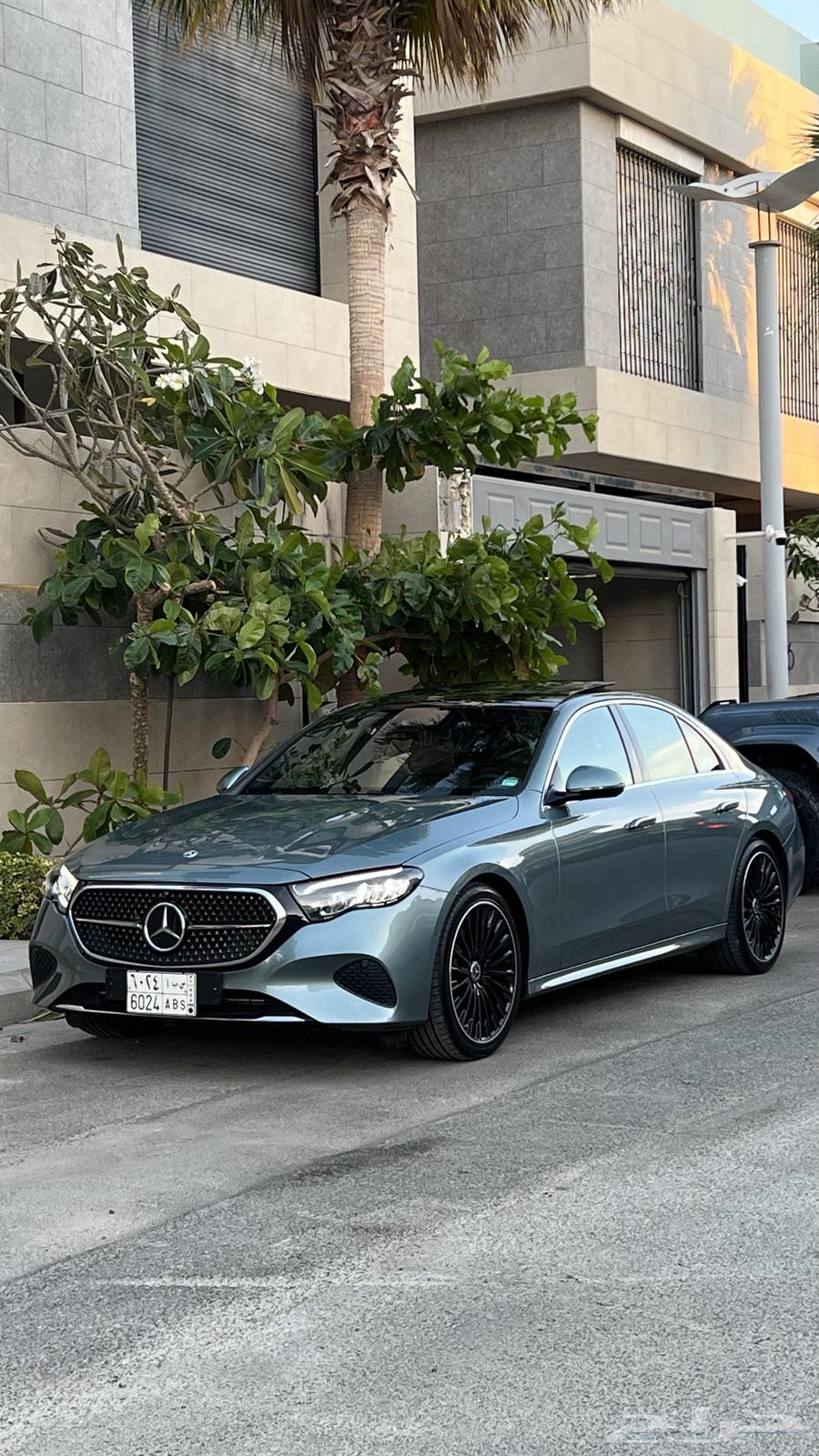 مرسيدس E200 موديل 2025 عداد 7 آلاف فقط