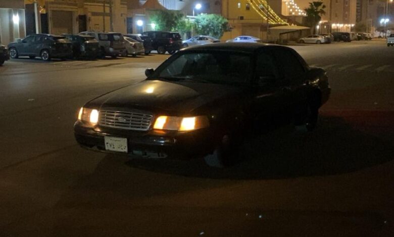 فورد فكتوريا 99