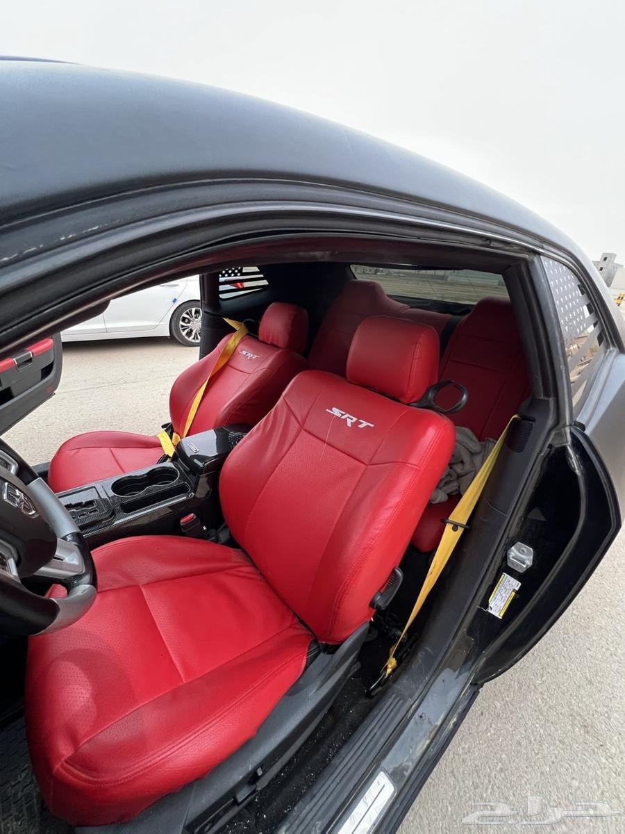 تشالنجر 2008srt