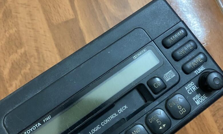 مسجل كامري من 2003-2006 نظيف   رقم التواصل