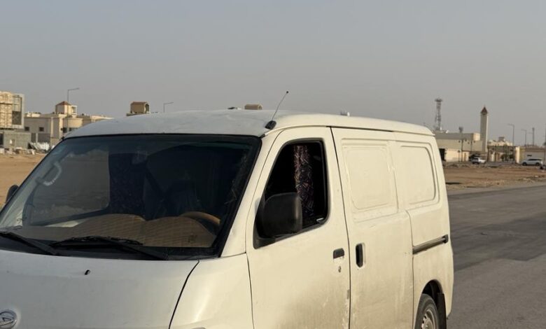 باص دهاتسو للإيجار