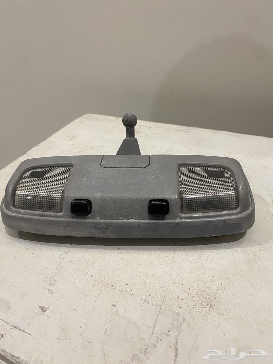 لمبة سقف هايلوكس 2002-1998 رصاصي