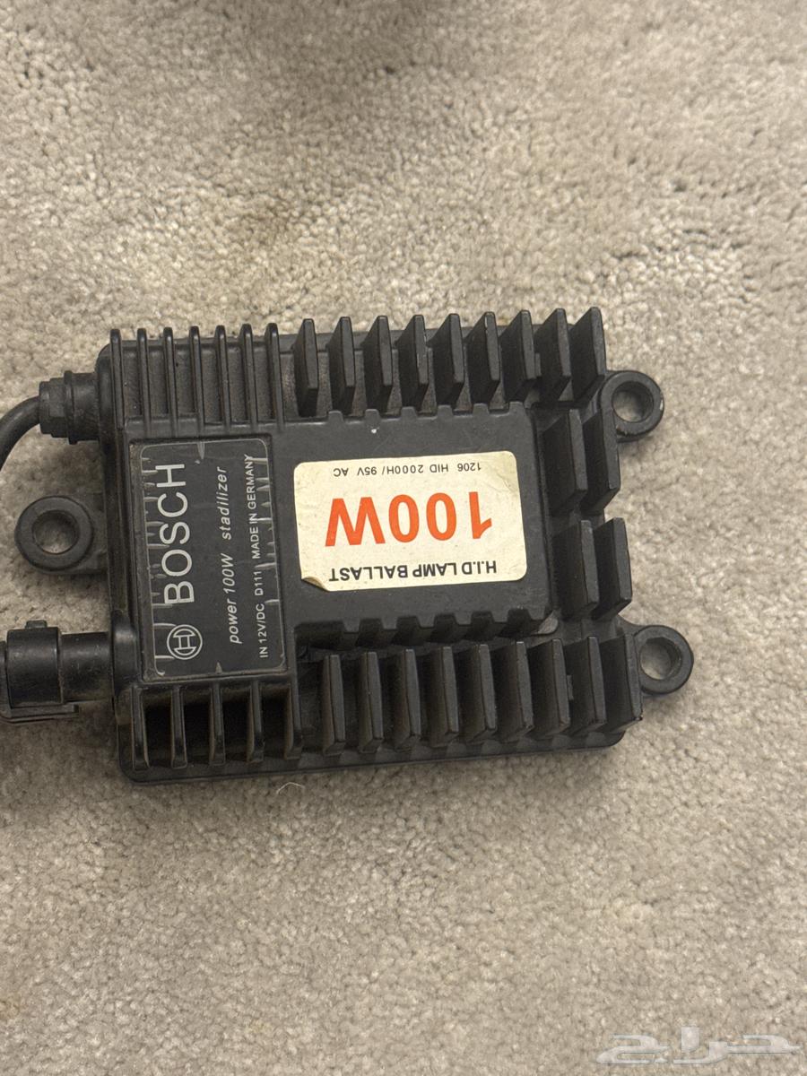 محولات زينون ثلجي 100 واط HID من شركة Bosch