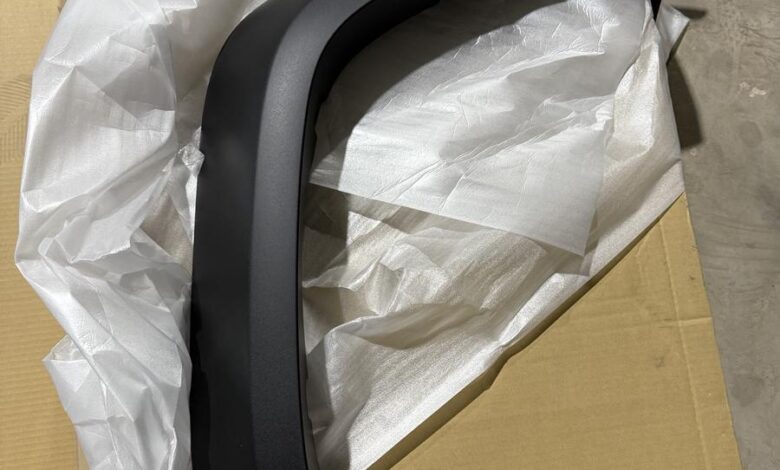 رفرف جمني خلفي