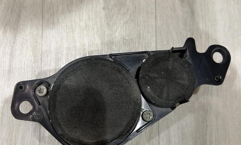 للبيع سماعة طابلون لكزس GS مارك لفينزون نظيفه