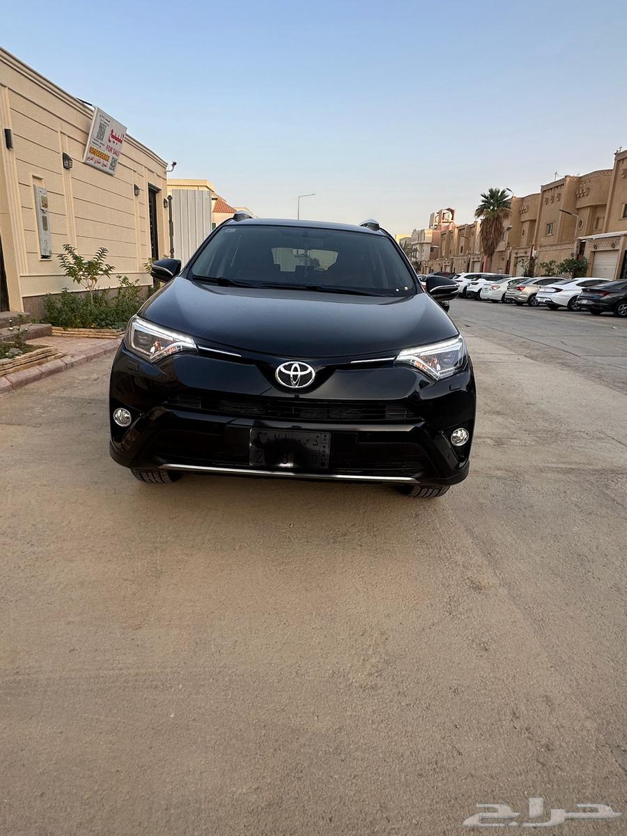 RAV 4  2018