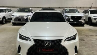 لكزس IS300 BB 2024 فل كامل شبه جديد ( عبداللطيف جميل )