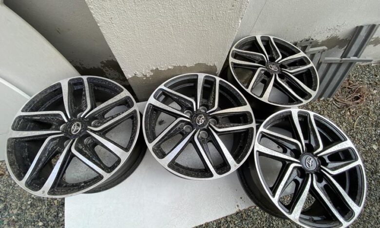 للبيع جنوط كامري 23 مطور اصلي