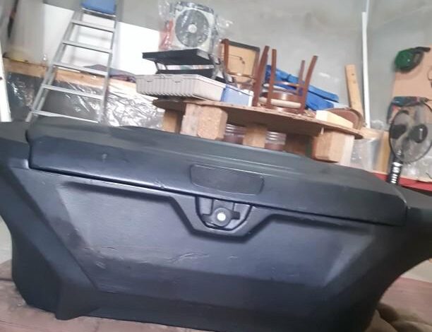 صندوق لي الهايلكس والشاص تيوت الطول 135 سم العرض 60 سم