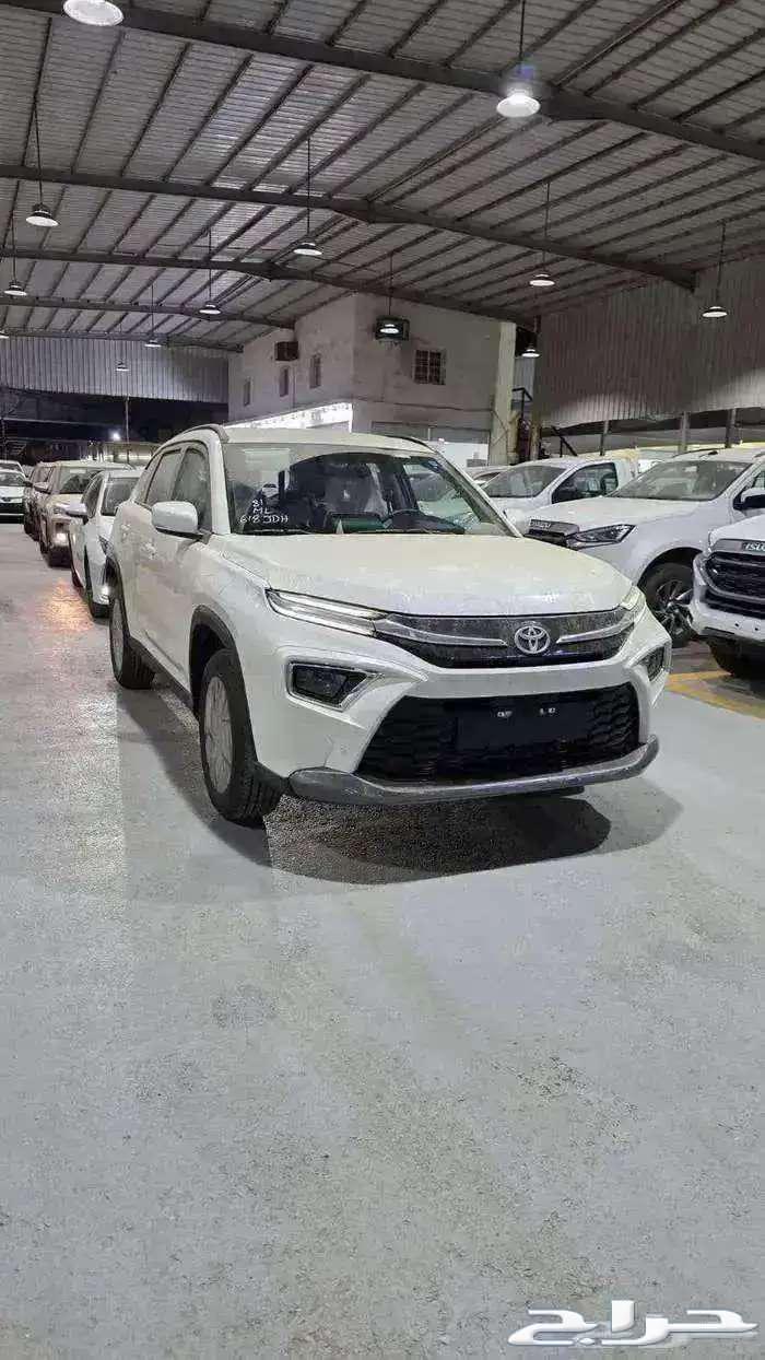 تويوتا اوربان كروزر GLX فل كامل وستاندر موديل 2026
