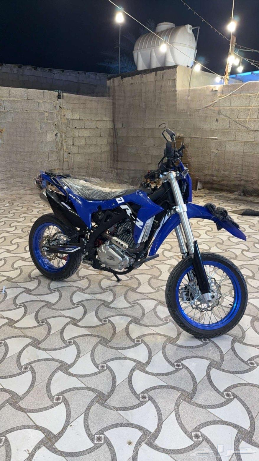 دباب شبيه دي ار