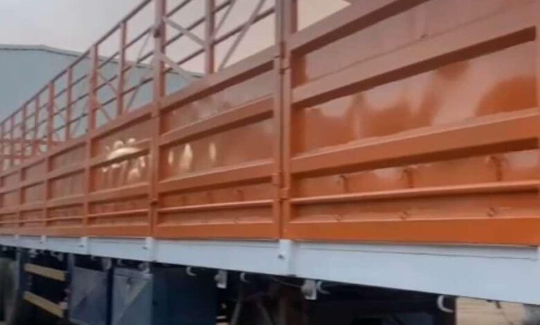 تريله جوانب عاليه