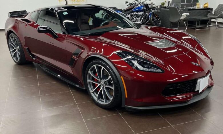 كورفت C7 GrandSport 1 of 1 بحالة الاصفار