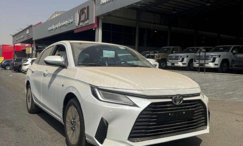 تويوتا يارس نصف فل 1300 cc ابيض موديل 2026