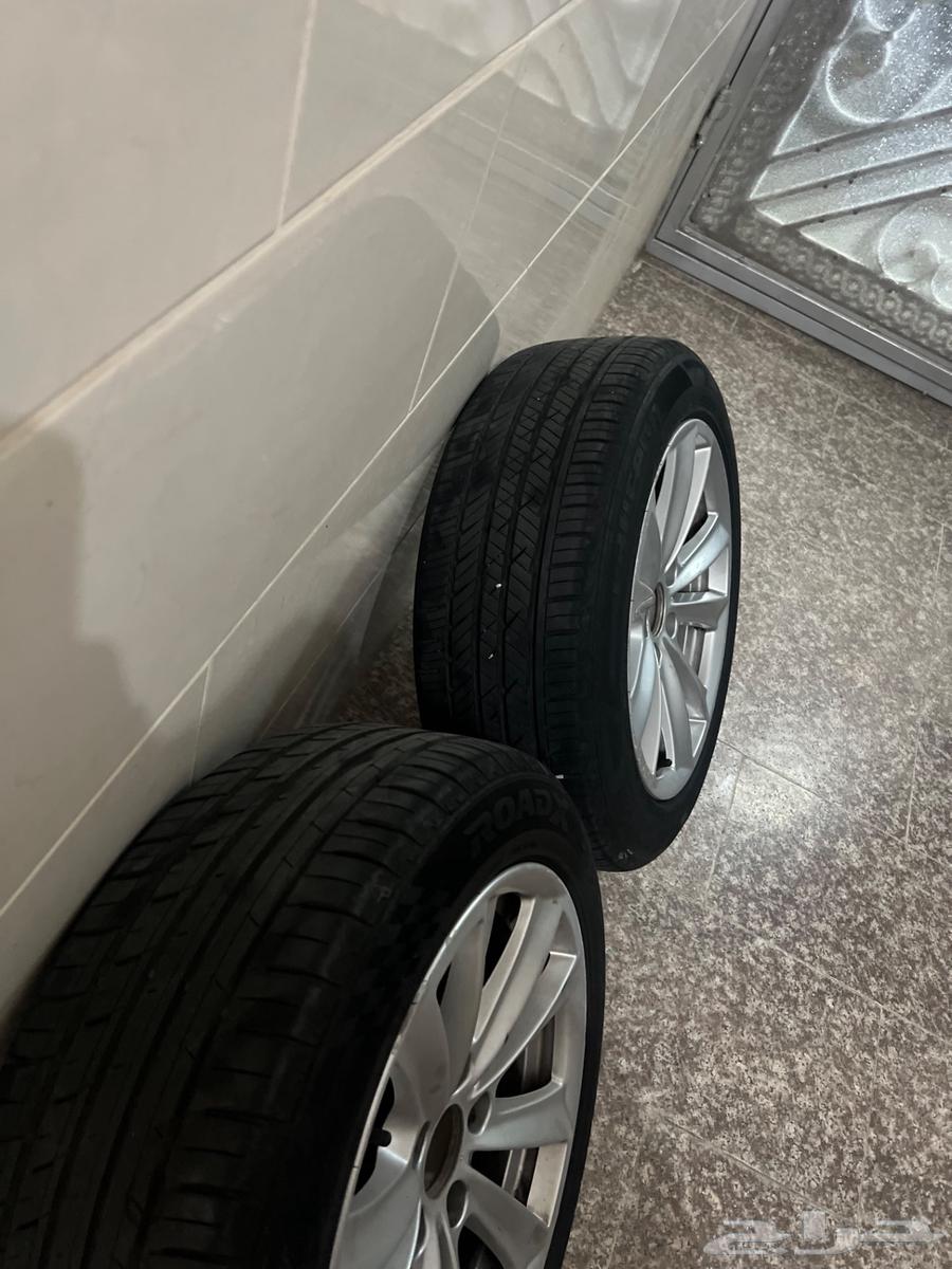 جنوط اصليه بي ام دبليو مقاس 17 كفرات نظيفه