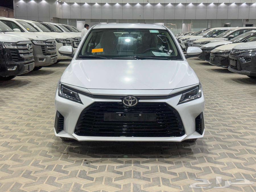 تويوتا يارس ستاندر ابيض بنزين 2026 اقل سعر كاش وبنوك