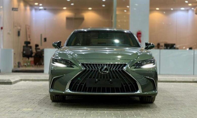 لكزس ES 300 HH موديل 2025 – أقل سعر.