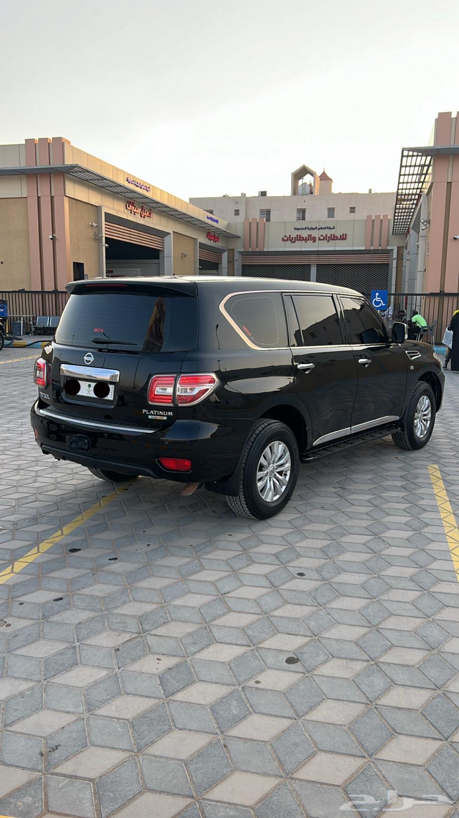 نيسان باترول بلاتنيوم 2014