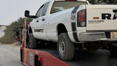 سطحه الاحساء لنقل السيارات