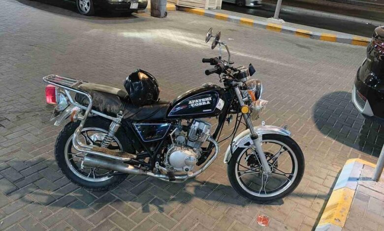 دباب مع لوح اباتشبي كوبرا جاهز للنقل