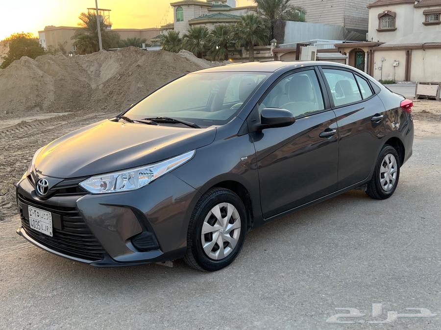 يارس موديل 2022 نص فل نظيف ماشاءلله بالقطيف