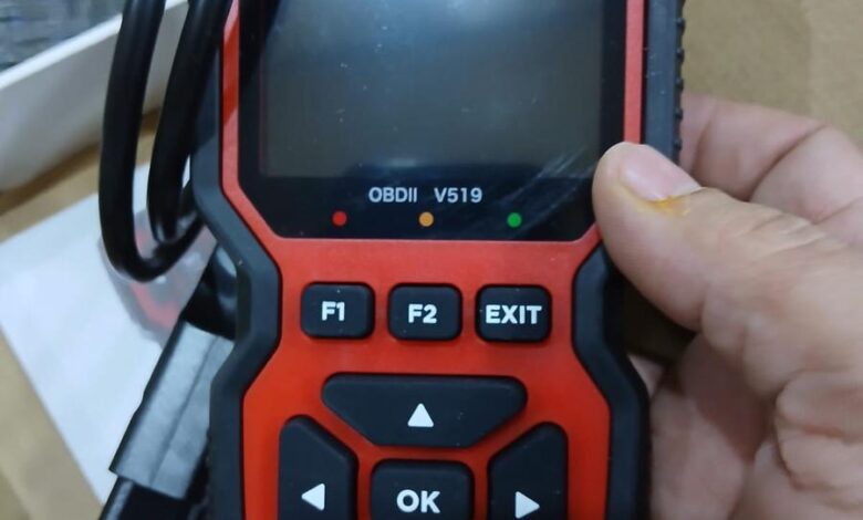 ماسحاً ضوئياً لتشخيص عيوب السيارة OBDII V519