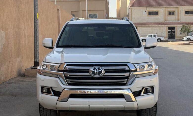 لاندكروزر 2016 GXR3 سعودي لاندكروزر 2016 GXR3 سعودي